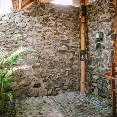 Baha Baha Villas West Sumbawa Yoyos - Free Yoga Class, Gym Daily Included For Guest - Fast Wifi Starlink Sekongkang Екстериор снимка
