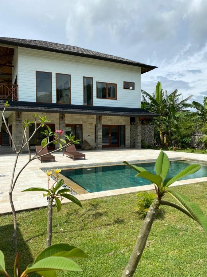 Baha Baha Villas West Sumbawa Yoyos - Free Yoga Class, Gym Daily Included For Guest - Fast Wifi Starlink Sekongkang Екстериор снимка