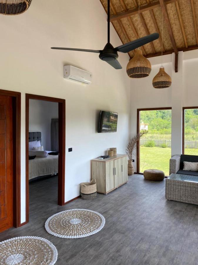 Baha Baha Villas West Sumbawa Yoyos - Free Yoga Class, Gym Daily Included For Guest - Fast Wifi Starlink Sekongkang Екстериор снимка