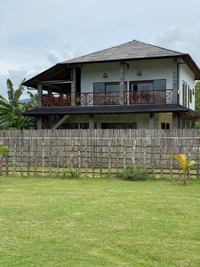 Baha Baha Villas West Sumbawa Yoyos - Free Yoga Class, Gym Daily Included For Guest - Fast Wifi Starlink Sekongkang Екстериор снимка