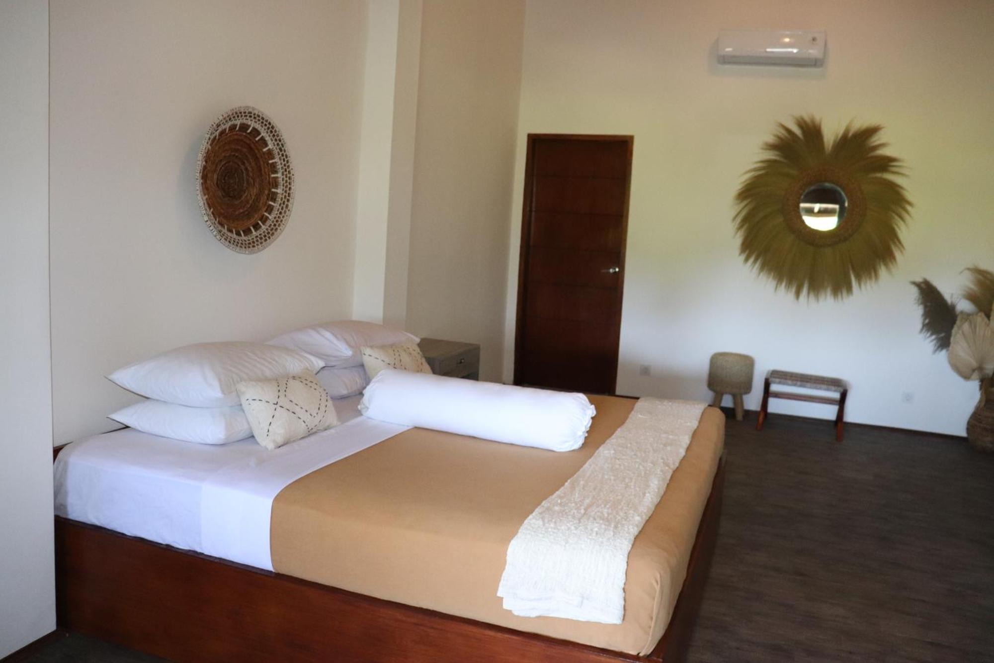 Baha Baha Villas West Sumbawa Yoyos - Free Yoga Class, Gym Daily Included For Guest - Fast Wifi Starlink Sekongkang Екстериор снимка