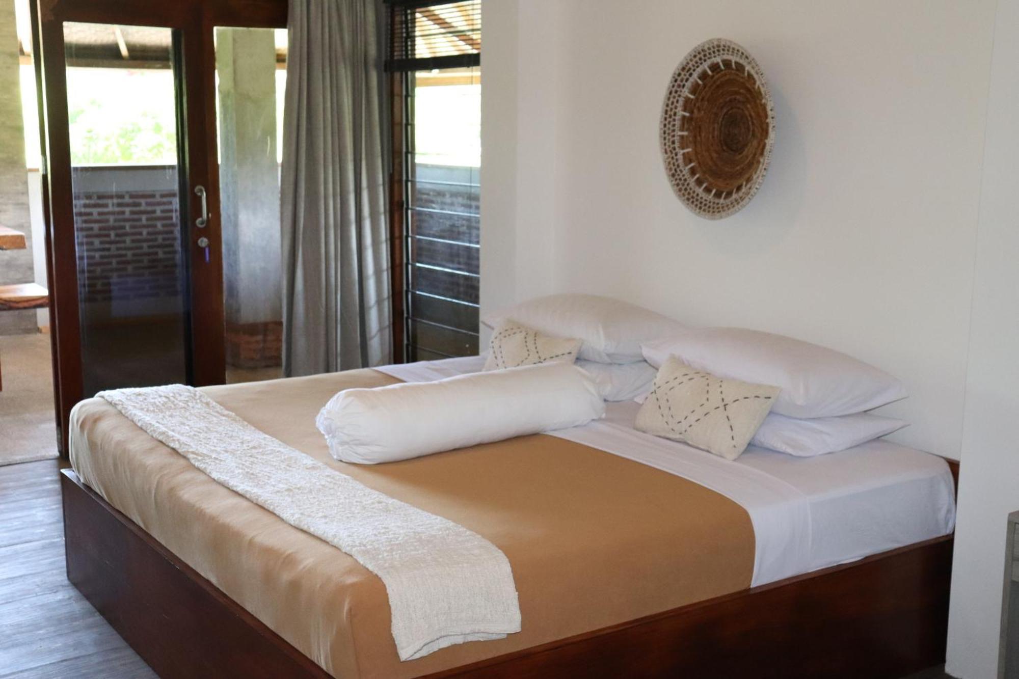 Baha Baha Villas West Sumbawa Yoyos - Free Yoga Class, Gym Daily Included For Guest - Fast Wifi Starlink Sekongkang Екстериор снимка