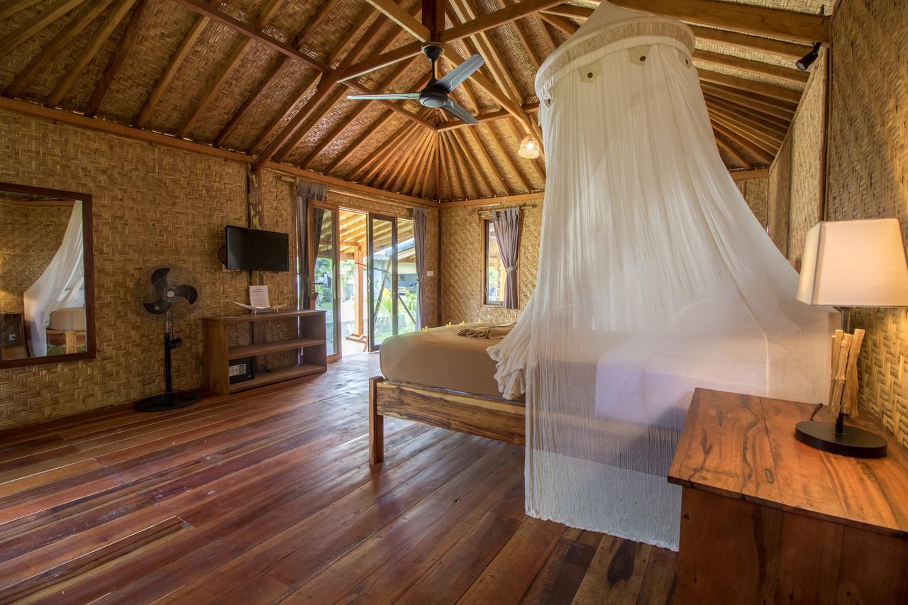 Baha Baha Villas West Sumbawa Yoyos - Free Yoga Class, Gym Daily Included For Guest - Fast Wifi Starlink Sekongkang Екстериор снимка